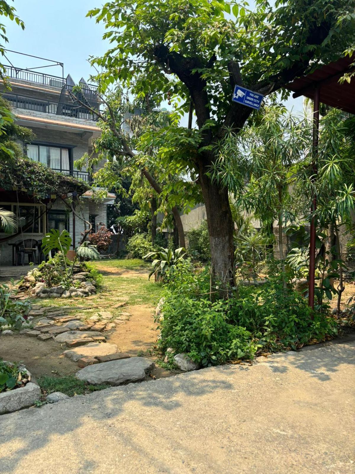 Cherry Garden Pokhara Exteriör bild