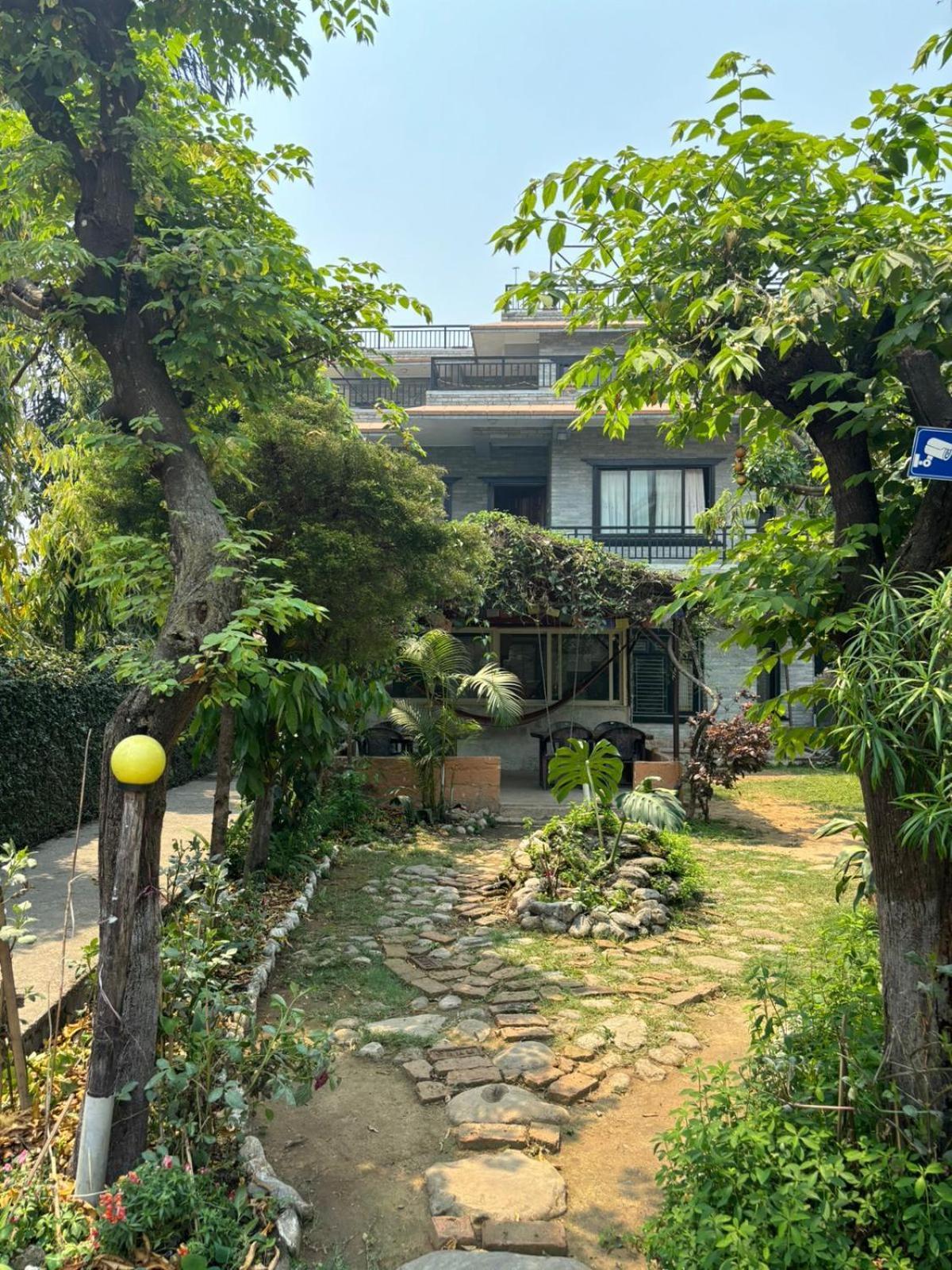 Cherry Garden Pokhara Exteriör bild